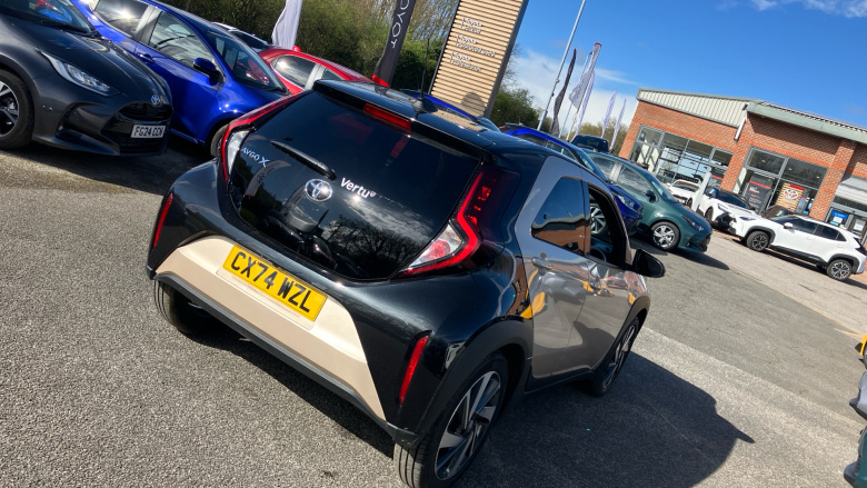 Toyota Aygo X 1.0 VVT-i Edge 5dr Petrol Hatchback